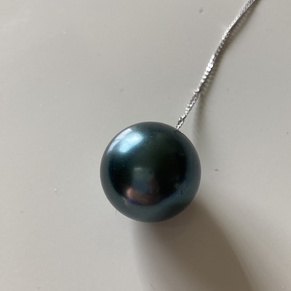 Necklace - Picture 5 of 7